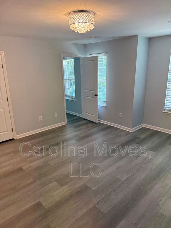 Mauldin Townhome: 479 Woodbark Ct.