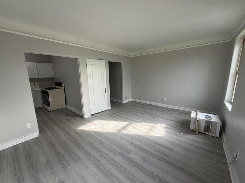 Detroit Condo: 3205 Kendall Street - 107
