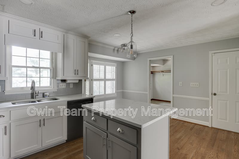 Lawrenceville House: 766 Chesterfield Dr