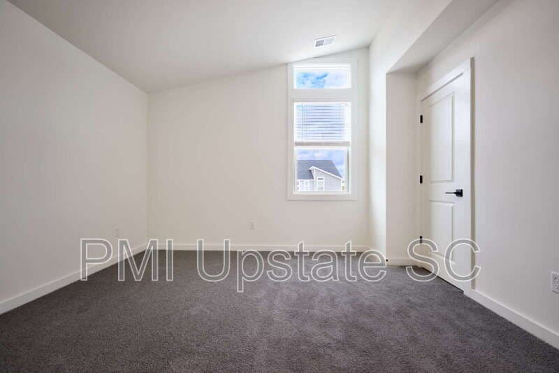Spartanburg Townhome: 1290 Westgate Village Drive