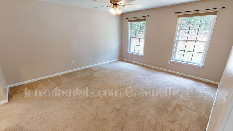 Lyman House: 226 Heatherbrook Drive