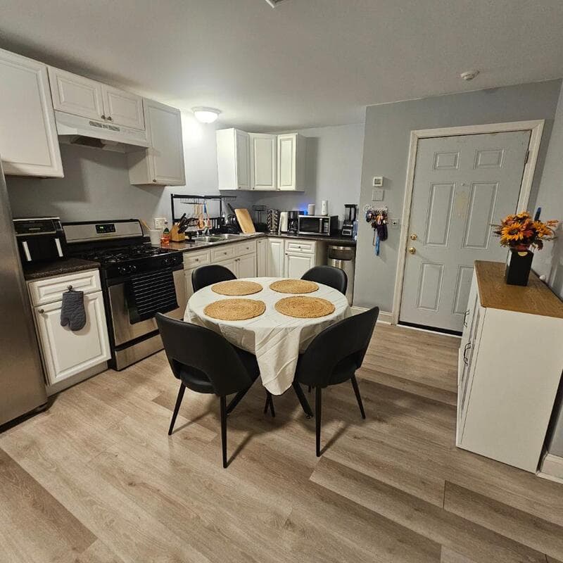 Fall River Condo: 260 Fountain St - D1