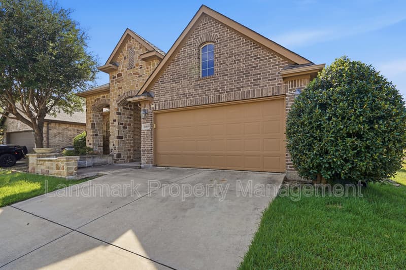 McKinney House: 11809 Bertram