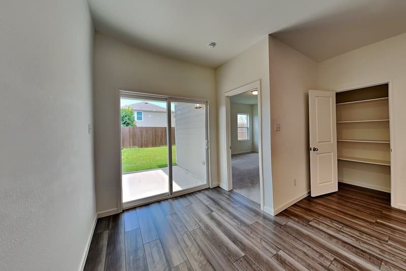 Princeton House: 617 Colgate Cir