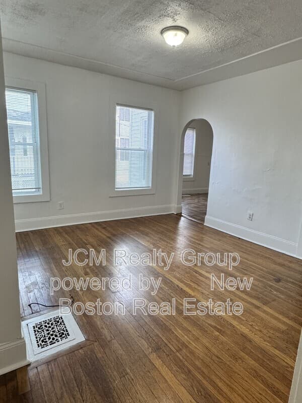 Lynn Condo: 135 Chesnut Street