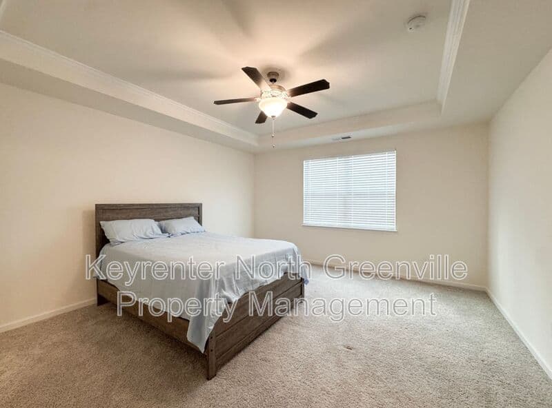 Simpsonville House: 612 Columbus Cir