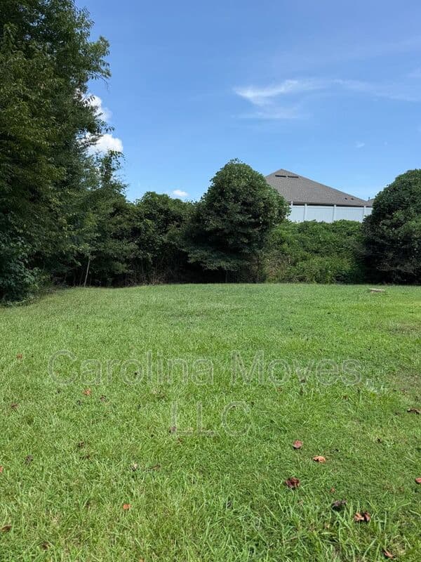 Greenville House: 7 Birchbriar Way