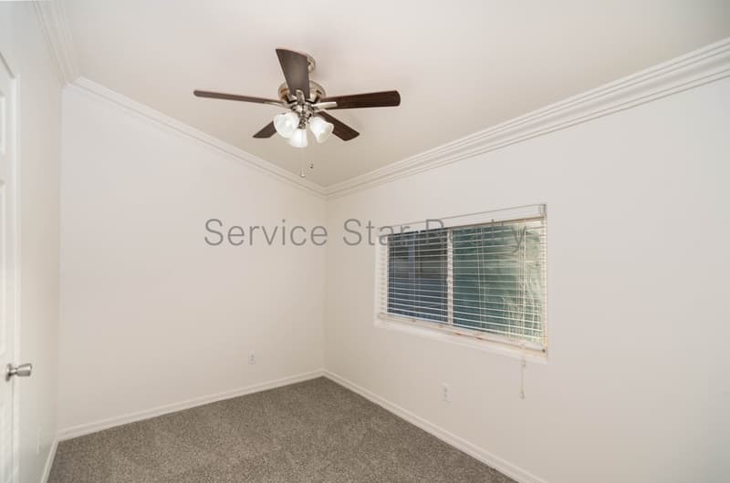 Phoenix House: 337 N 15th Ave