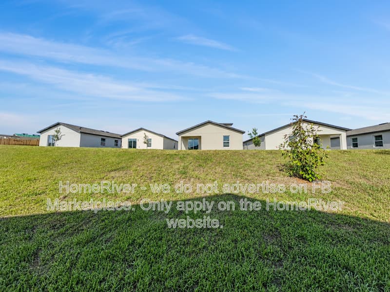 Brooksville House: 29595 Fedora Cir