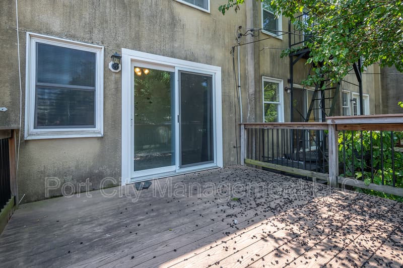 Baltimore Townhome: 2110 East Fairmount Avenue - 1