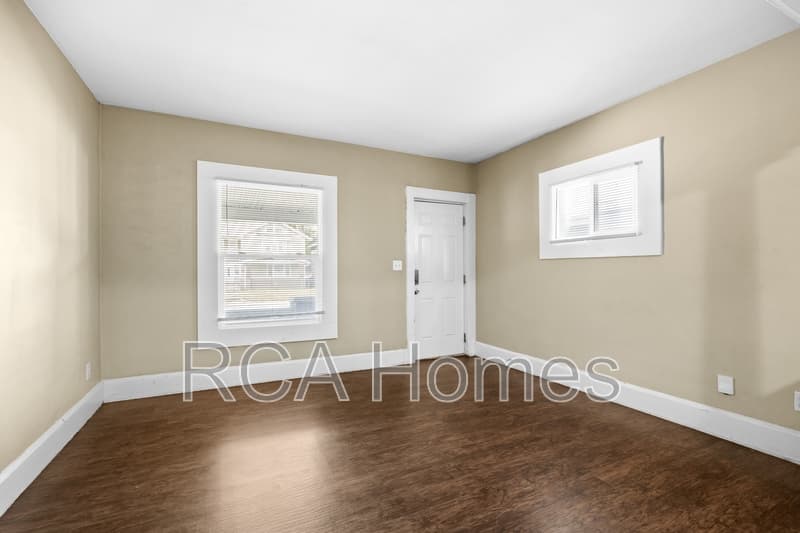 Indianapolis House: 4118 East Washington Street