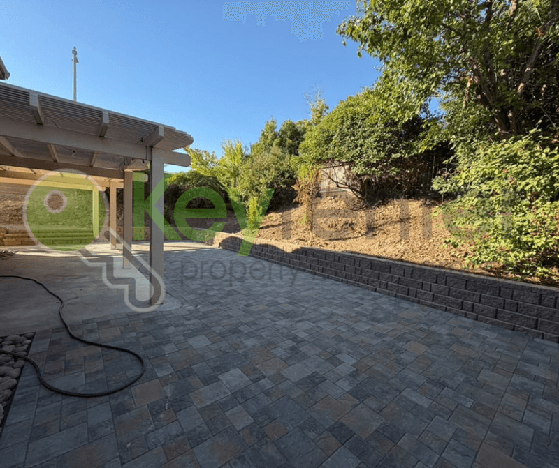 Rocklin House: 1936 Hillock Court