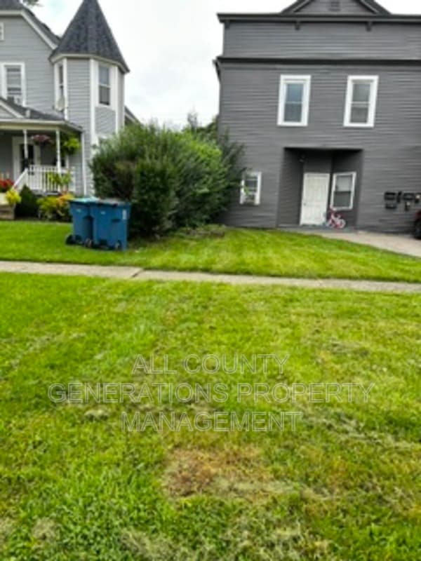 Lorain Condo: 2117 E 29th St