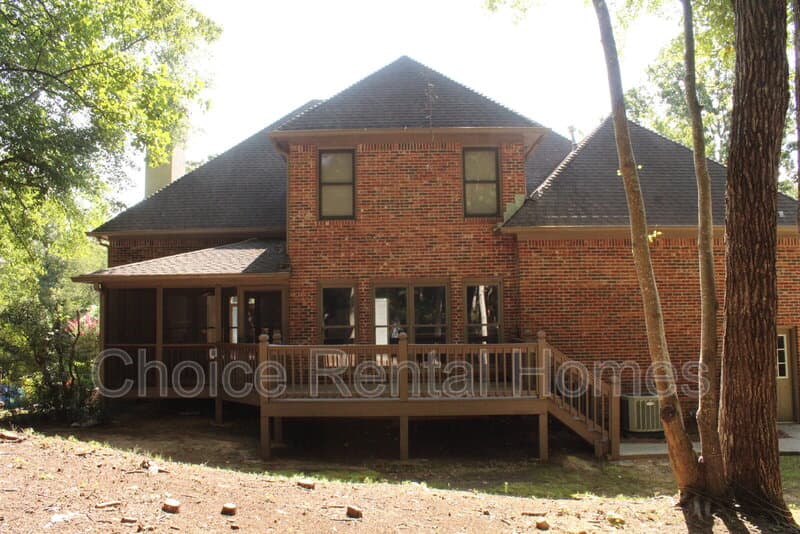 Birmingham House: 6031 Rosemont Road