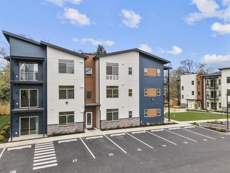 Lakewood Condo: Heron Heights 8931 Gravelly Lake Dr SW - 306