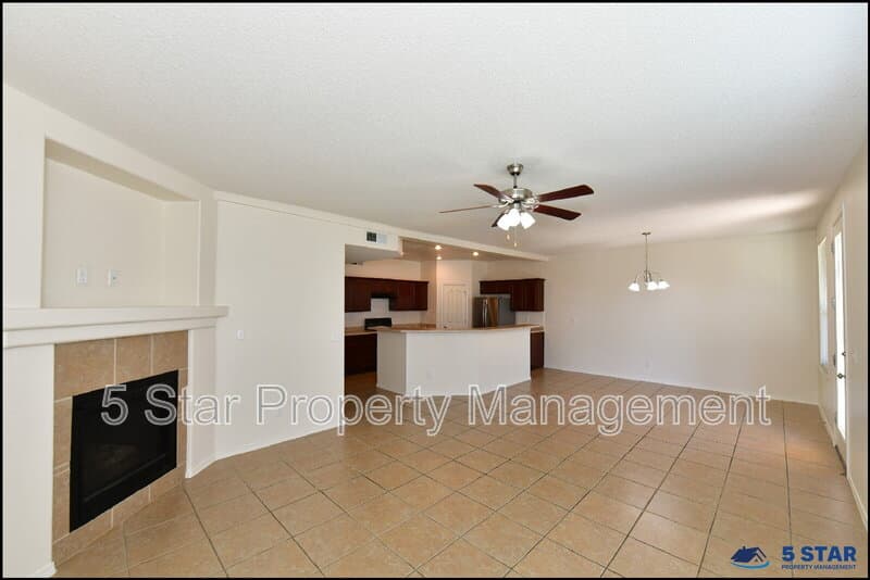 El Paso House: 736 Draco Pl !!