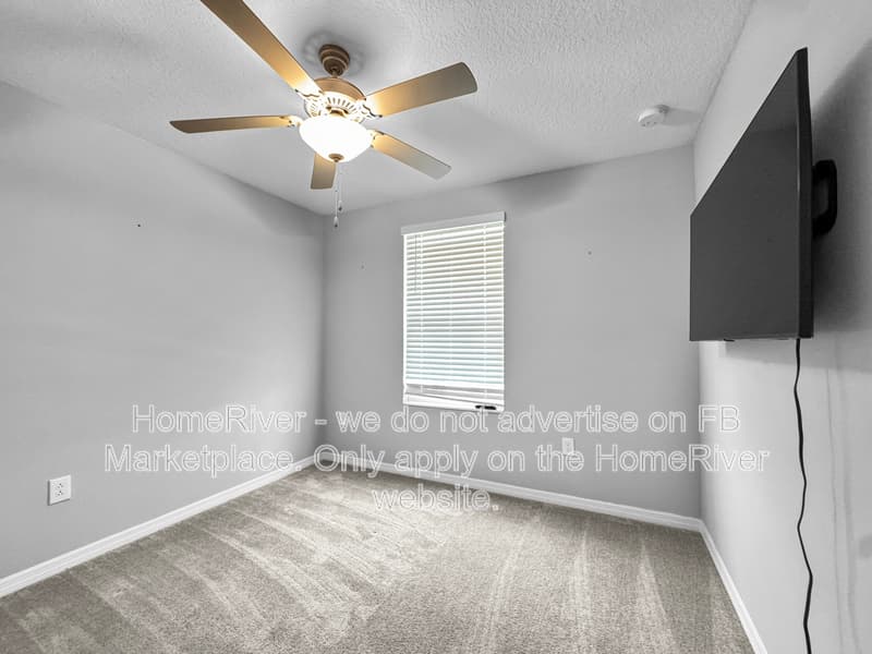 Ruskin House: 416 Royal Empress Dr