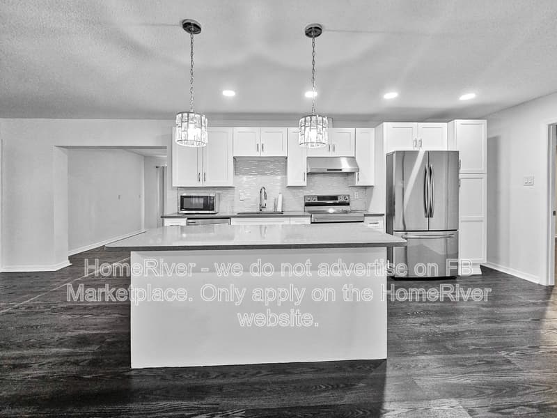 Nokomis House: 420 Signorelli Dr