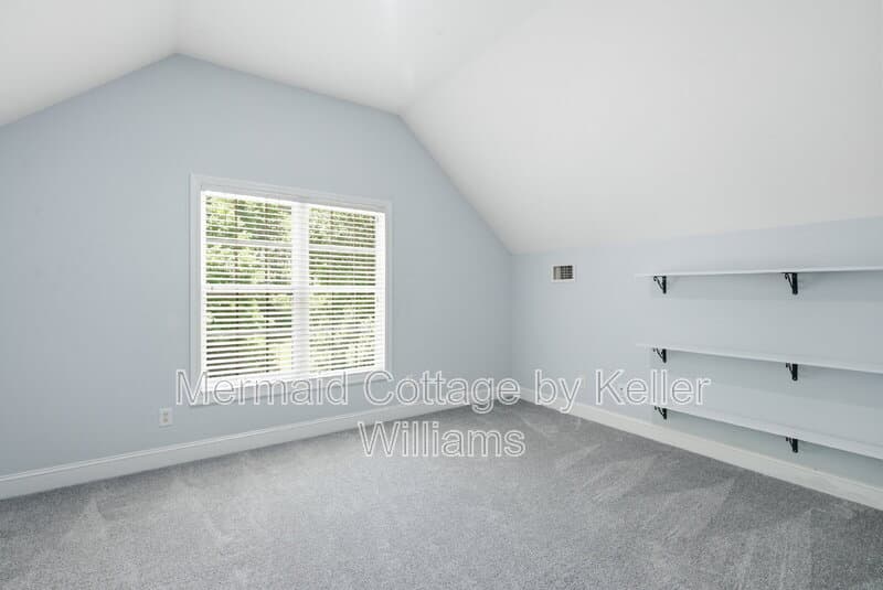 Beaufort House: 24 Pickens Street