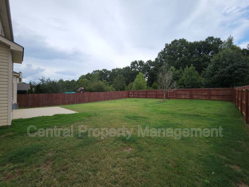 Simpsonville House: 265 Meadow Blossom Way