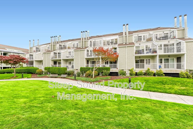 Portland Condo: 201 N Hayden Bay Dr