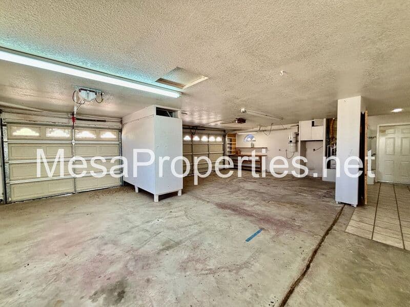 Apple Valley House: 18633 Kamana Rd.