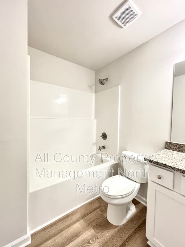 Lula Townhome: 6366 Pine Ridge Point