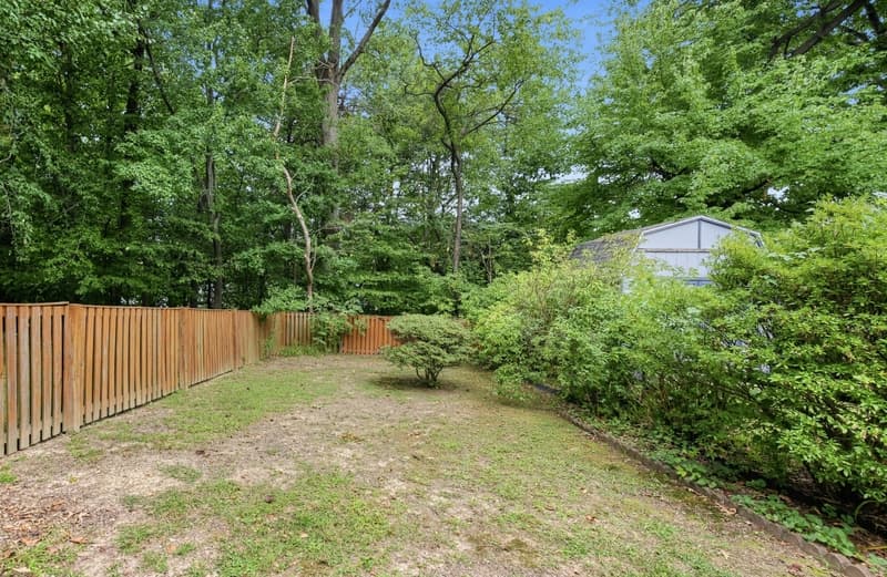 Parkville Condo: 139 East Orange Court