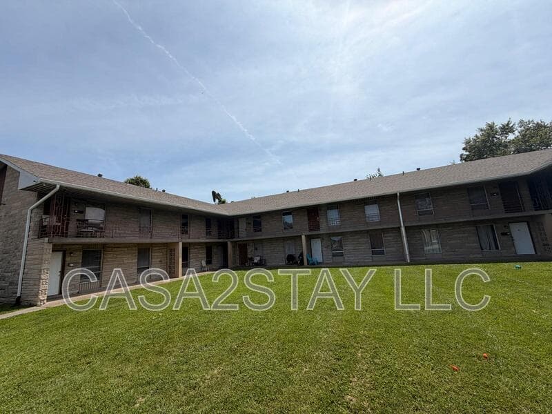 Louisville Condo: 1730 Tempest Way