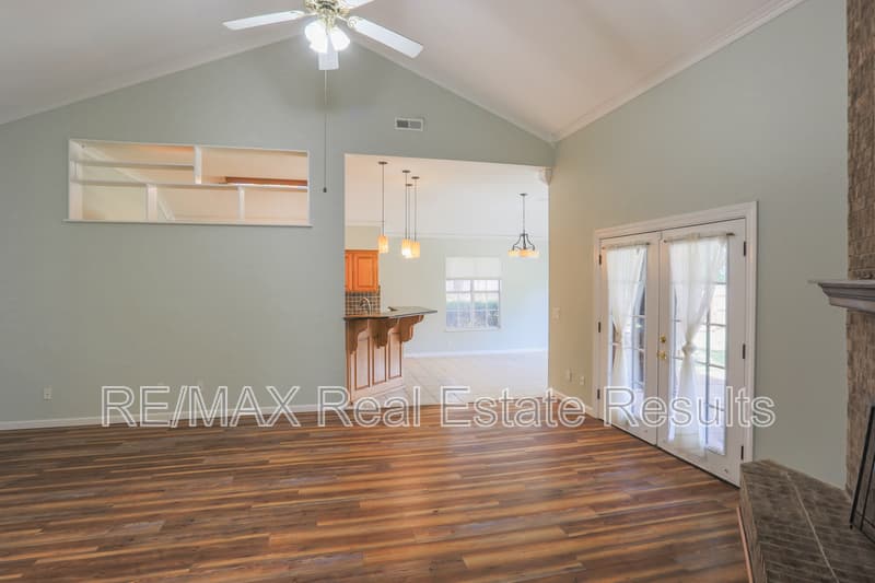 Rogers House: 407 N 40th St