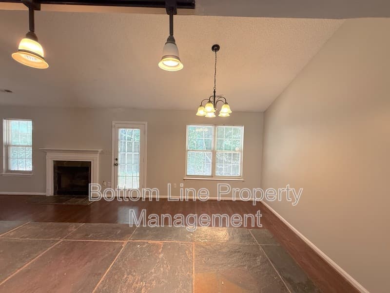 Charlotte House: 5441 Realtree Ln