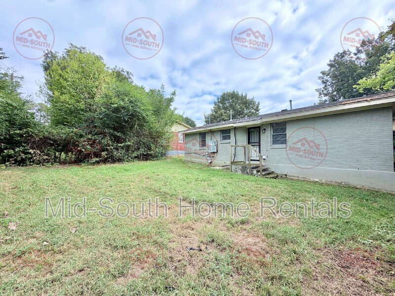 Memphis Townhome: 2282 Theda Ave