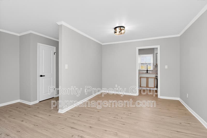 Charlotte Condo: 4601 Coronado Drive Apt B