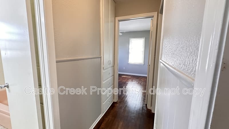 Midwest City House: 1104 Hickory Lane