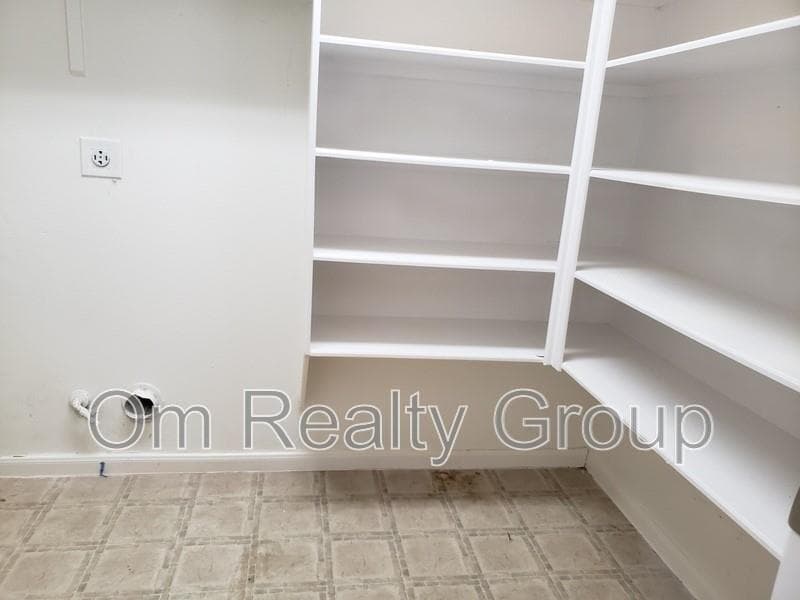 Katy House: 6655 Stonefort Court