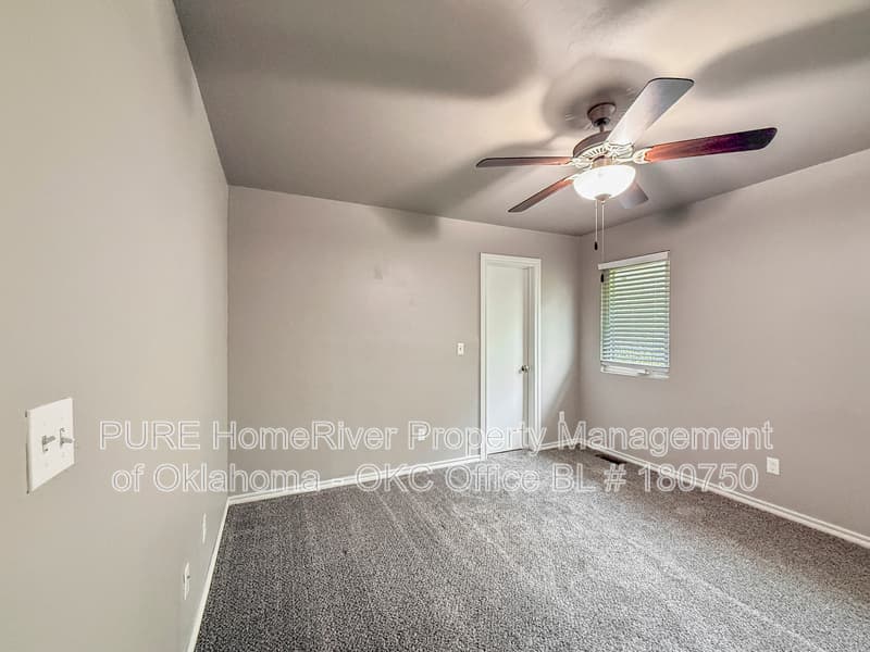 Edmond House: 428 Belmont Cir