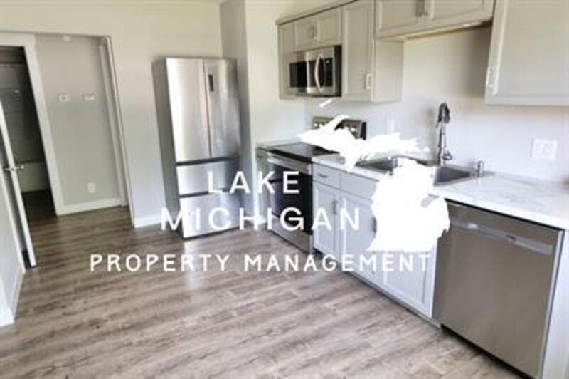 Zeeland Condo: 380 North Ottawa Street