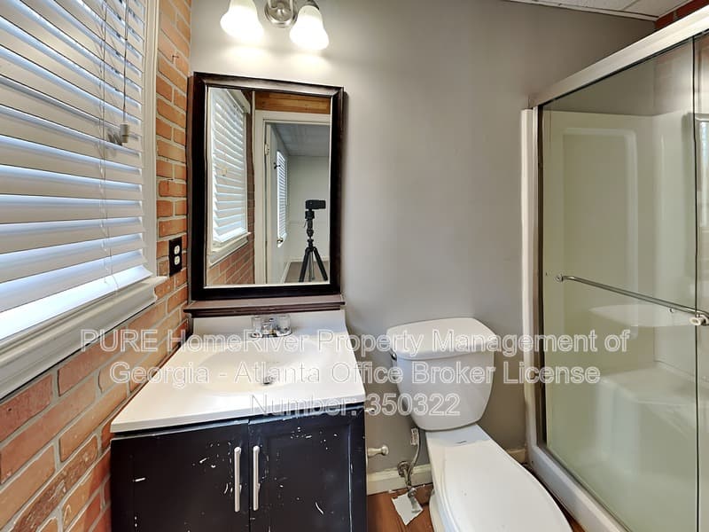 Lawrenceville House: 2280 Castle Royale Dr