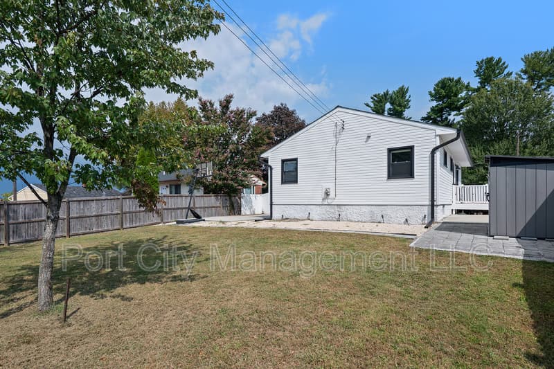 Gwynn Oak House: 7017 Yataruba Drive