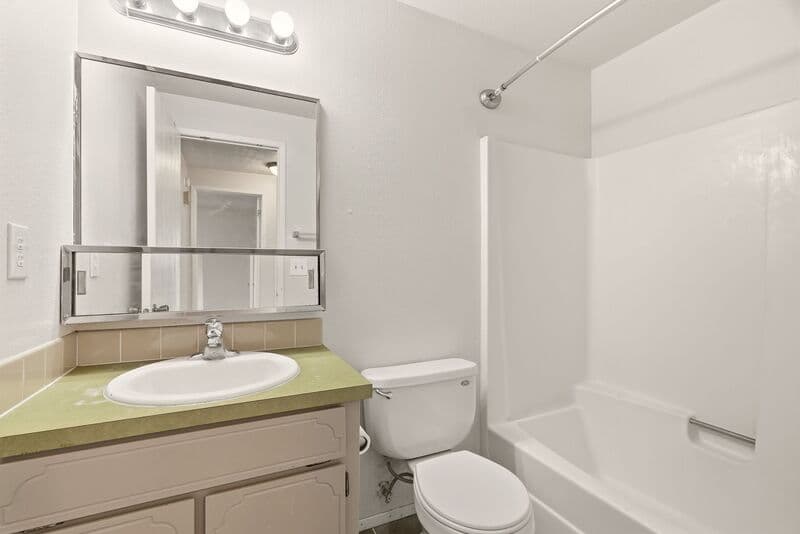 Spokane Valley Condo: 13121 East Skyview Avenue - 3