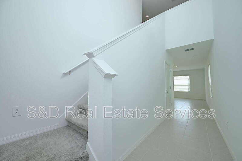 Lakeland House: 7847 Abagail Dr.
