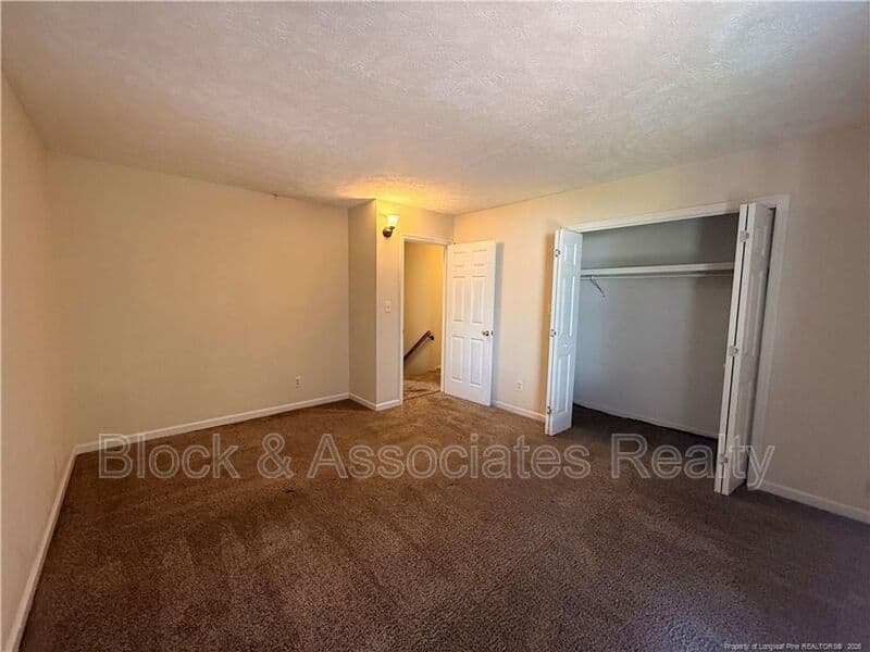 Fayetteville House: 5835 Aftonshire Drive