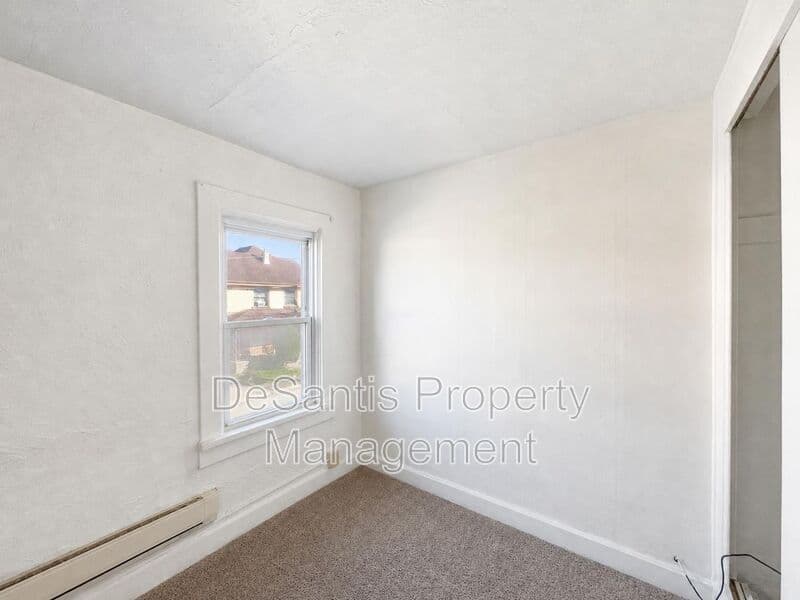 New Kensington House: 1613 Fourth Avenue