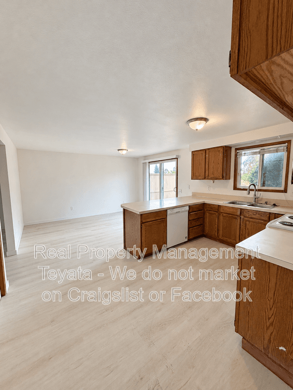 Lynden Condo: 507 Forest Circle