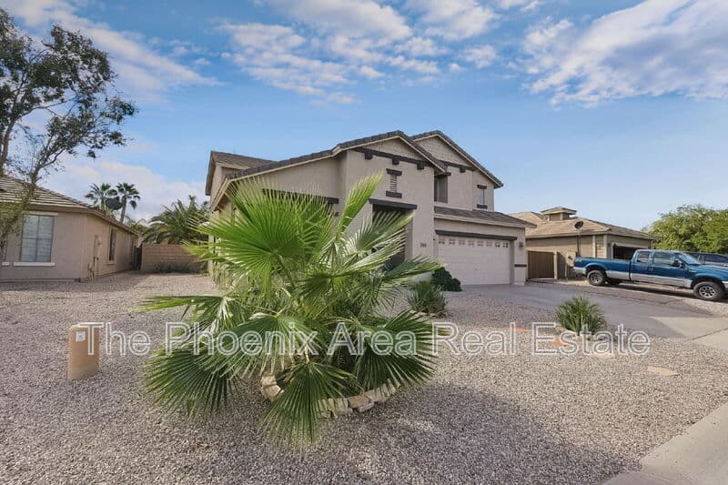 San Tan Valley House: 2669 W Quick Draw Way