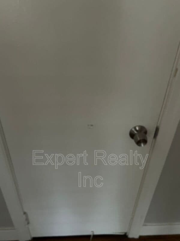 Birmingham House: 1025 45th Street Ensley
