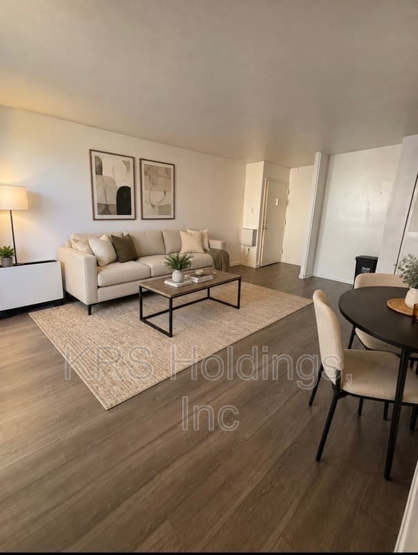 Richmond Condo: 311 W Franklin street Apt 1002