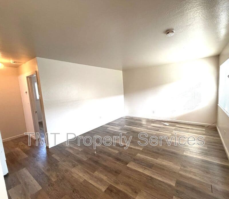 Sacramento Condo: 1728 Richmond St
