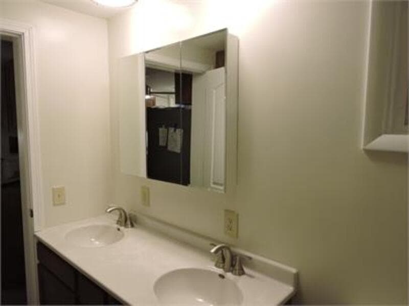 Syracuse Condo: 202 Cayuga Street - 1