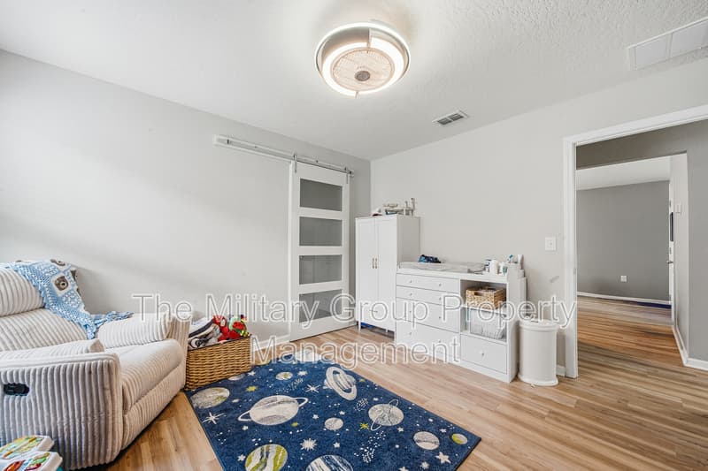 Jacksonville House: 8089 Cape Fox Drive